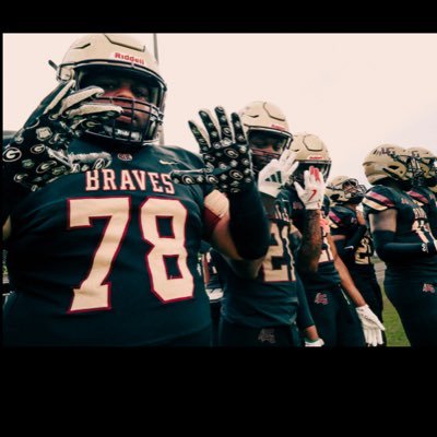 class of 2026:position I play is G/DT Weight: 260 height:5’7 school #lakeGibson