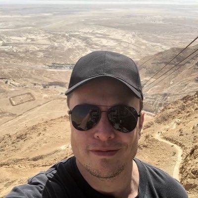 Work as founder, CEO of Tesla, SpaceX, starlink and owner of Twitter🚀
