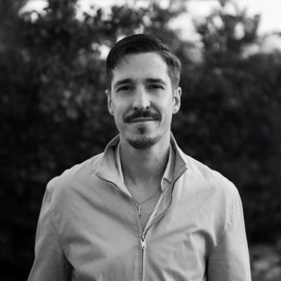 Indie builder | AI, automation & growth ASO and creative marketing experiments