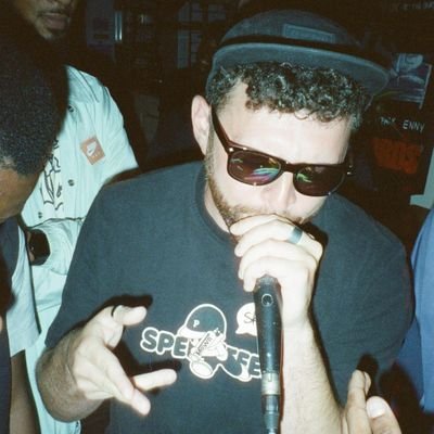 MC & Producer 🎤🎹 https://t.co/bpwbpxPnLq VO & Actor 🎙🎬 @apmassociates