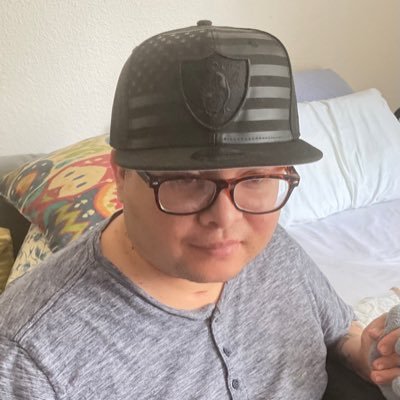 gun lover, got shot in the head when I was 26 ♿️ #raidernation #warriors #athletics my 3rd twitter 🇸🇻