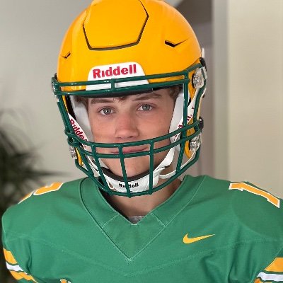 QB┃Class of 2029┃6ft┃165 lbs┃ClevelandHS┃Portland,OR judebuck10@gmail.com┃503-490-4115