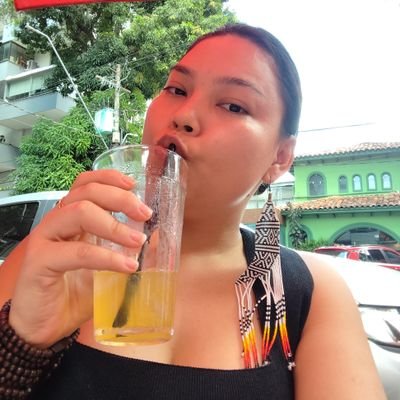 Maryfatine's profile picture. Viver por você mesmo.