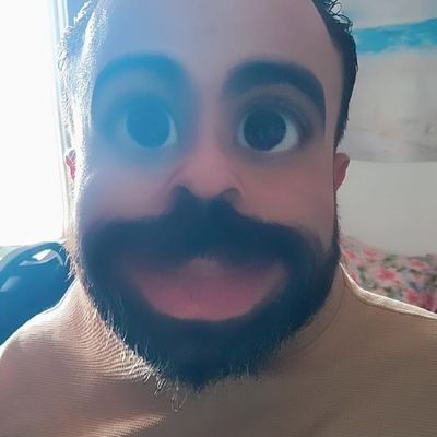 https://t.co/rG2ORAm6QF
https://t.co/bT2Tzk50H3 livestream possivelmente de resident evil
Pseudo técnico de informática e aspirante a jornalis
