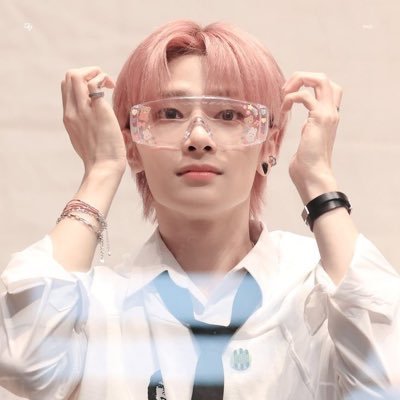 ✿ ◡ ◡ ) ִ #JEONGIN . for skz ┈ ˒ ꨣ ࣪ multi stan . ? semi nsfw ૮₍ ˃ ⤙ ˂ ₎ა ˚ ☁️ saw itzy , skz , txt & met artms 2x ! 🌊 dni