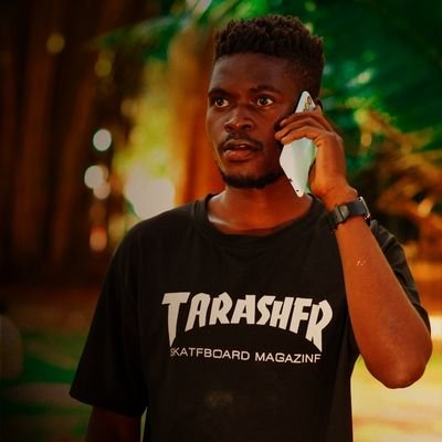 AmambiaJames's profile picture. simple me

@lesstalkmoremusic