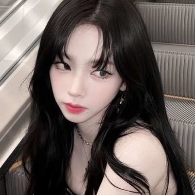 jaenblu's profile picture. 칼프개마이구독계