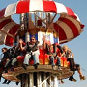 parcattractions's profile picture. Quoi de mieux qu'une journée en famille ou entre amis dans un parc d'attractions/loisirs ? L'année 2012 sera riche en animations et en nouvelles attractions !