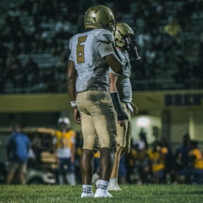 #sonofgod✝️ C/O 2027 |OLB|@Lakewoodhsfb #getmoney6️⃣ GPA:3.9 Height:6’2 Weight 200 Jayunjones12345@gmail.com 7279221825