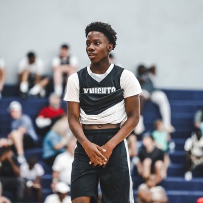5’9 guard/ class of 28’/ hunter kinard tyler (neeses sc)/ 803-662-2800/3.1 gpa/ email: chandlera044@icloud.com