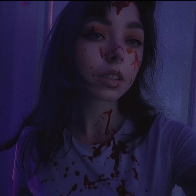 27•🔪 🩸🎬☕️🎮📚🎃💍L• I will not accept a life I do not deserve•