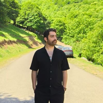 لە شاری تەنیای هاتوومەتەوە
دەمەوێ پێت بڵێم هاوڕێ...
ئەوێ هێندە ترسناک نییە!
هەندێک بوێری دەوێ و هیچیتر...🪽
موراد عەلی
🍁🍂🍁🍂