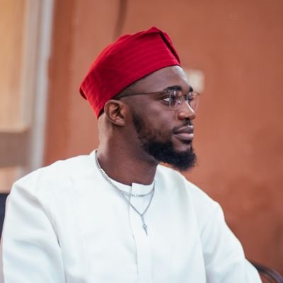 Good vibes 🦋 | @_learnable 🤙🏾 | @genesystechhub 🧡 | @studioxhub 💚 | Messi 🐐 | Arsenal ❤ | 6'3 | Edible 🍫 | Eyịn Akwa Ibom 🤭