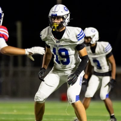 Geneva High School (IL) | OLB/MLB | C/O 27’ | 6’1 | 205lbs | 3.4/4.0 gpa | drewsmitty2020@gmail.com