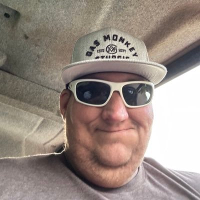 hundt1217's profile picture. Blue Collar  County Man