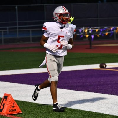 JaydenEvans005's profile picture. Palatine highschool ‘27/ 6’0, 170/ DB,WR/224-318-8572/jaydenevans080@gmail.com