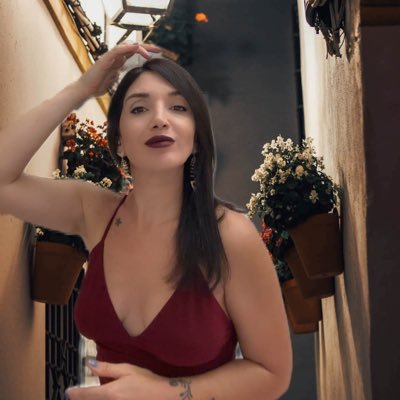 Bernaabu's profile picture. 🌸🦋👒