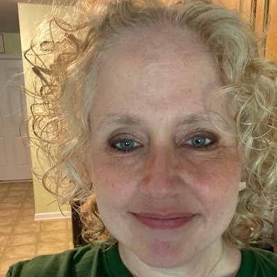 Author of SF book THE RUSH’S EDGE—from @angryrobotbooks. Self pub THE RUSH’S ECHO OUT NOW! Twilight Zone super fan. Working on a horror novel. Member @sfwa.