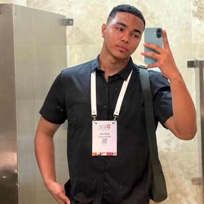 SebastianEsala1's profile picture. ☀️