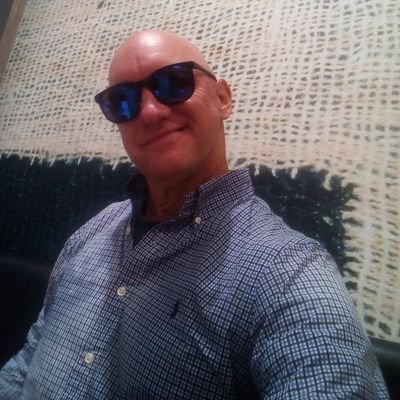 International Builder and Architect 🇯🇵🇧🇷🇩🇪🇬🇧 🇵🇱🇨🇦🇺🇸Karate 🥋/Fitness Trainer💪/ Guitar 🎸 /Special ops 💣Banker 🏦/ GOD 🙏 /Video Pornstar!