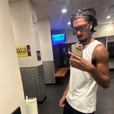 NEW CREATOR :) | 21 | DM FOR CONTENT $ | ♈️ 6’3 | jjba fan⭐️ | CASHAPP $Dylbleu |