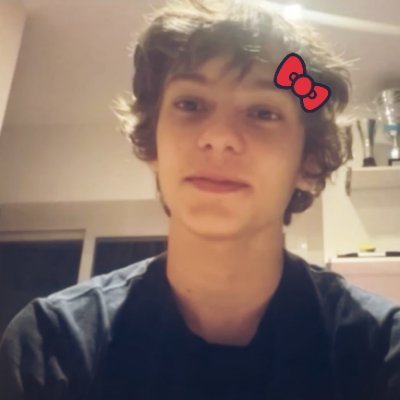 lesbiana fan de sanrio, f1 y katseye @n0Wher3_GirL loml ❣️