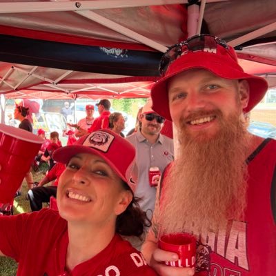 Raysmallwood3's profile picture. GO DAWGS!!! 8 year USMC vet