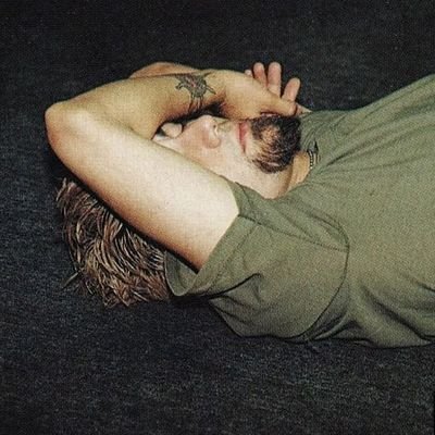 sirkiye keyif alıcısı | entp 7w8 783 | grunge dinleyicisi | 🧷 | fenerbahCHE'li