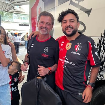 No me quería morir sin ver campeón al Atlas y ya lo vi bicampeón ❤️⭐️⭐️⭐️🖤