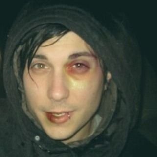 _C3M3T3RY_DR1V3's profile picture. that one oomf who does NOT play abt sorlato • #jojotwt #mcrtwt • 🇳🇬🇺🇲 • they/he lesbian......chills....... • darkship, shedtwt dni • FREE PALESTINE 🇵🇸