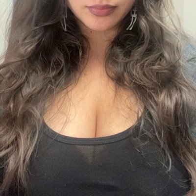 Wanna see? Be a good boy and send tribute. I might send a pic… if I’m in the mood 😉 No freebies, babe. Pretty things aren’t cheap. 💅 $Sheeshbuds