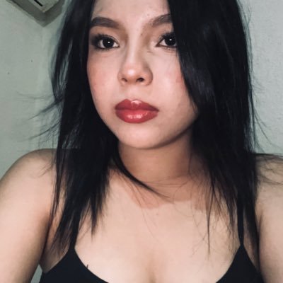 linaaglx's profile picture. ns
