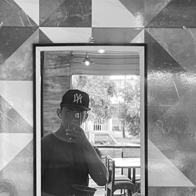 FernandoMo26411's profile picture. 