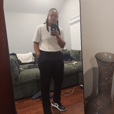 tiff_harris94's profile picture. Jeremiah 29:11-13| Film & Photography, Cybersecurity, PMP | CHIuNTILiDIE📍