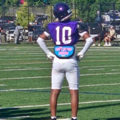 Gonzaga College High School |c/o 29| 5’7| 140lb| CB/RB/WR | Pg/Sg
