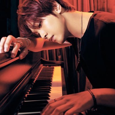 lyltherapy's profile picture. fangirl & sbt accnya @zalzabillah_ krn kasian tmn rl ku tlnya ke spam aku fangirlingan 😫💖