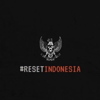 prtmald's profile picture. aku adalah sebuah ekspetasi dari kalian yang tidak tau sebuah realita.