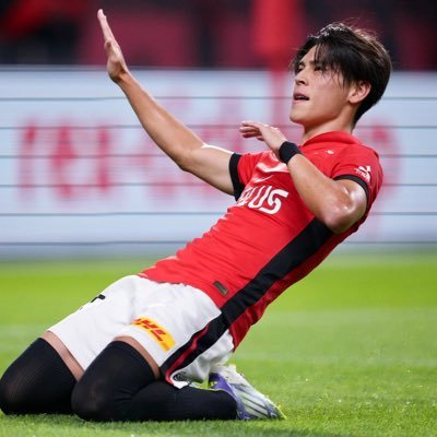 sderaya911's profile picture. ♦️♦️♦️#17 小森飛絢　#10 中島翔哉