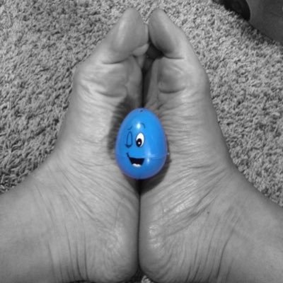 Getting great footjobs is my pursuit of happiness