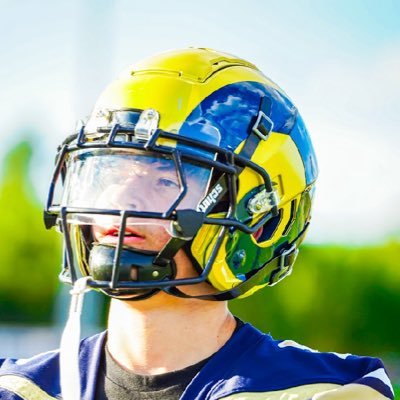 /db/sf/wr/lb/class 2028/ 3.5 gpa 5’11 170 football/track/basketball @PaElite7on7 Chrisjaquay915@gmail.com. https://t.co/JbvdGLtCOU