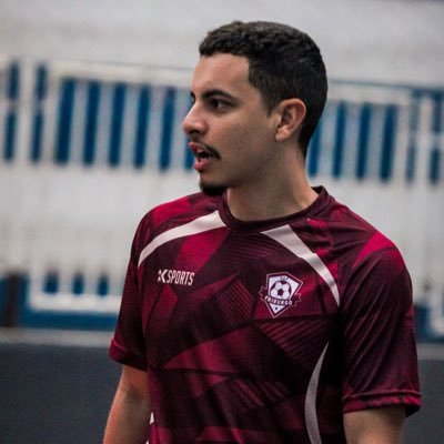 Sejam bem vindos ao meu twitter, falo de futebol o dia todo sim e falarei mais se reclamar. Se não gosta, nem segue 🙏⚽❤😁