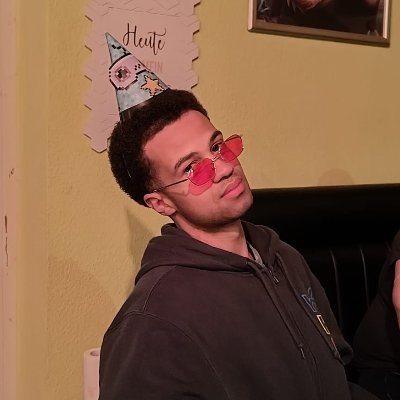 Milesoderso's profile picture. https://t.co/744JxYbExu