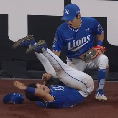 SLAZXOV_'s profile picture. 아무거나 상관없이 다 얘기함 야구일상덕질 #0 #18 #58