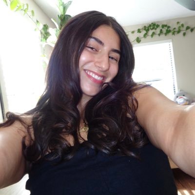 ARI2NNAA's profile picture. 