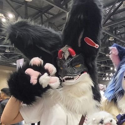 20⬇️/행사 많이 못 다녀요/👋✨️!!여퍼만!!✨️👋
검은 디노 윌로 오너에요~!🐺🦇🖤🎮🎸/맞팔: 트친