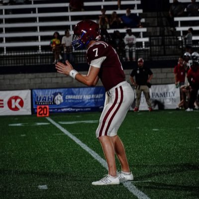 QB | 6’5 | 205 lbs | 3.5GPA | Huntsville High School | Class of 2026 | 256-424-3894