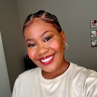 •LinkedIn ➡️ NYP ➡️ Billboard 📚NYU- NABJ Scholar-➡️ Georgetown University ➡️ Hip-Hop Commentator