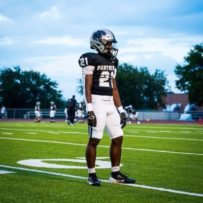 HonnyAto's profile picture. 1 Corinthians 13:1-1 | Panther Creek HS C/O 2027| OLB |5'7 | 160 lb | weighted gpa - 5.05 | #21 | (469)509-4916| https://t.co/MhBukPW1SF