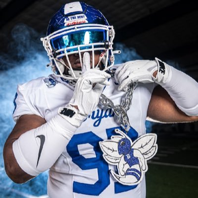 Bryant High/All-State/U.S Army Combine MVP/6’0/290/c.o 26’/DT-N/🤼/BP 420/squat 555/q.mcdonald07@icloud.com/NCAA ID# 2410438803