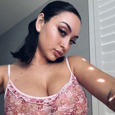 ⠀⠀⠀ ⠀⠀⠀ ⠀ ⠀ ⠀ ⠀ ⠀ ──── ⋆⋅ ♰ ⋅⋆ ──── ⠀ ⠀⠀⠀ ⠀ ⠀⠀⠀ ⠀ ⠀⠀⠀ ⠀ ⠀⠀⠀ ⠀⠀⠀she finesse anything she put her hands on.